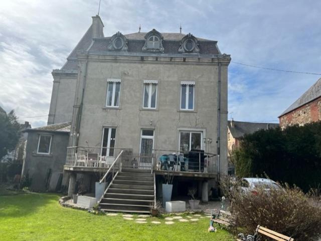 Le Petit Chateau 생미셸 외부 사진
